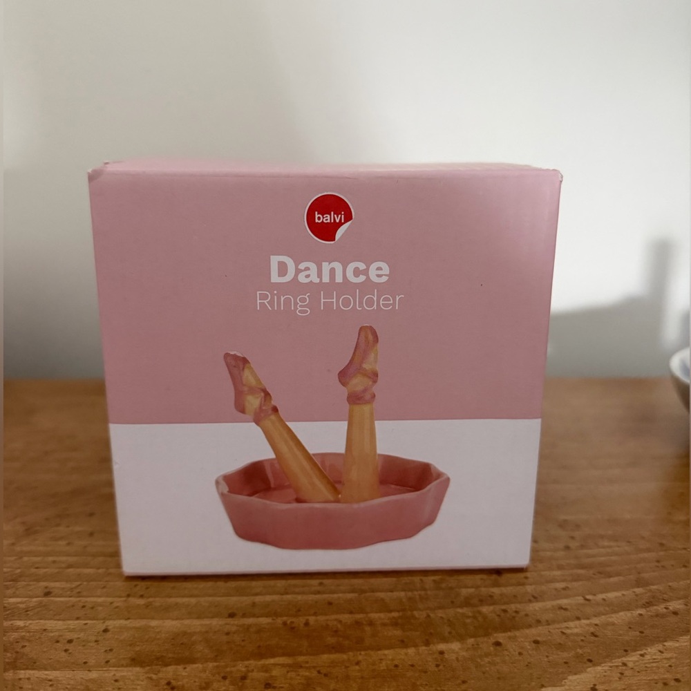 Balvi Dance Ring Holder in Pink